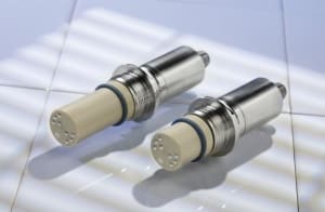 Article image of: Nieuwe meetcel in 4-elektroden techniek meet geleidbaarheid