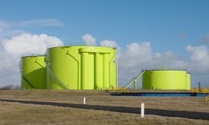 Article image of: Drie nieuwe olietanks officieel in gebruik genomen