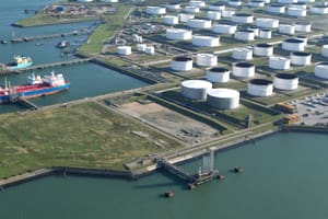Article image of: Capaciteit Rotterdamse haven  ruwe olie vergroot