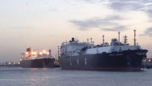 Article image of: LNG overslag Rotterdamse haven in de lift