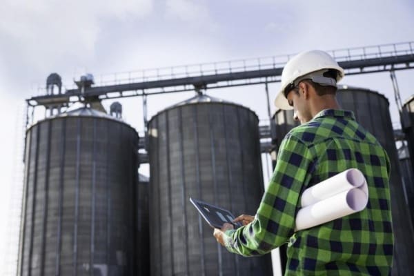 Article image of: Meer dan 150 pagina’s vol feiten over het ontwerpen van tank