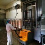 Article image of: Reiniging van levensmiddelen containers op het hoogste nivea