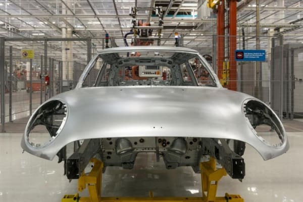 Article image of: Samenwerking tussen VDL Nedcar & Unique Safety Products