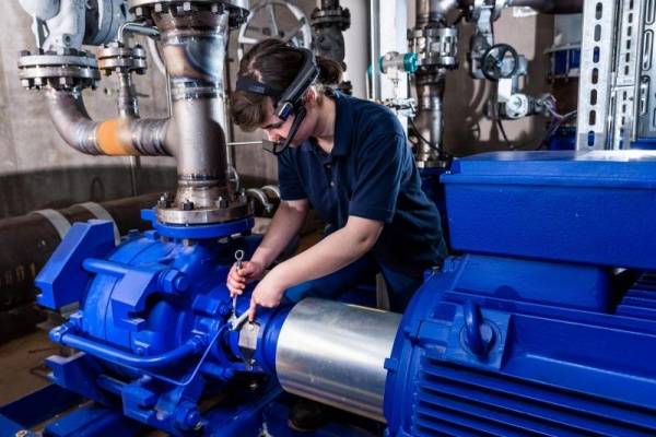 Article image of: Augmented reality ondersteunt pomp- en afsluiterservice