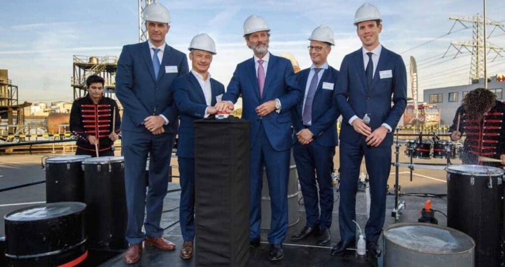 Article image of: Oefencentrum voor risicovolle beroepen op de Maasvlakte