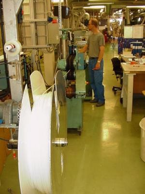 Article image of: Extrusie op lange (continue) lengten Teflon° PTFE tubing of precisie sn