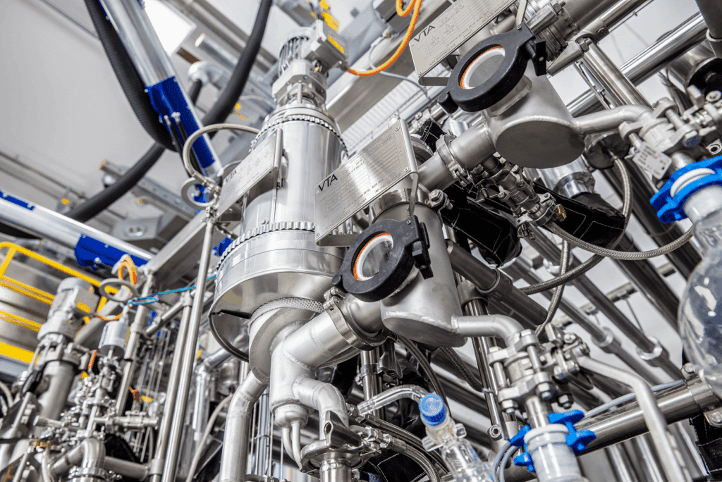 Article image of: Technical seminar about the fundamentals of short path & thin film distillation