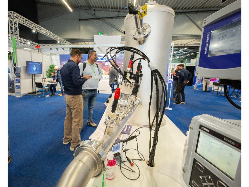 Meet- en regeltechniek stond centraal op de stand van Elscolab. Ze positioneerden zich op M+R als partner in industriële procesbeheersing en milieumonitoring.