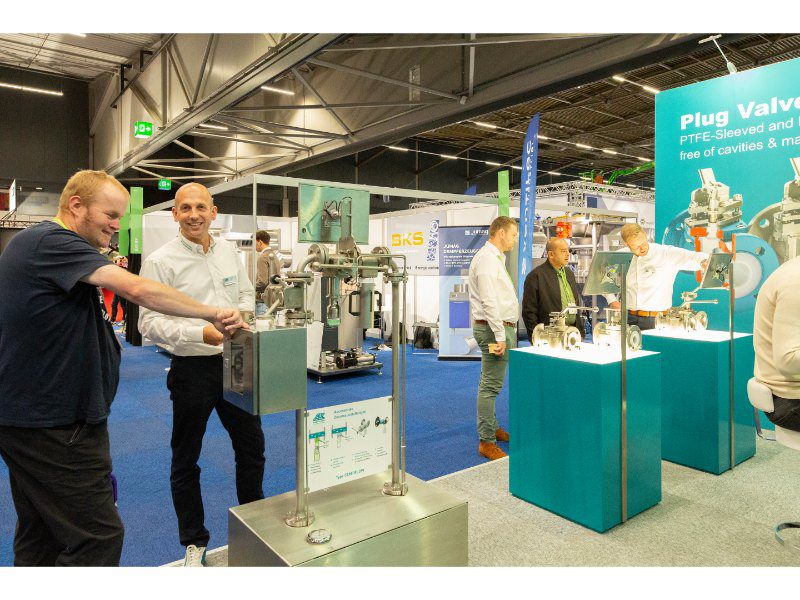 Niet alleen Pumps, ook Valves, zoals hier bij AZ armaturen, specialist in speciale (plug)afsluiters en plugafsluiters zonder dode ruimtes voor zware toepassingen in de (petro)chemische en farmaceutische industrie.
