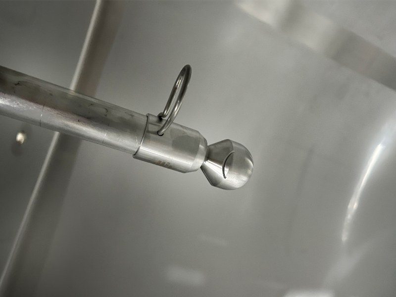 Een goede plaatsing van sproeibollen voorkomt schaduwgebieden bij reiniging.